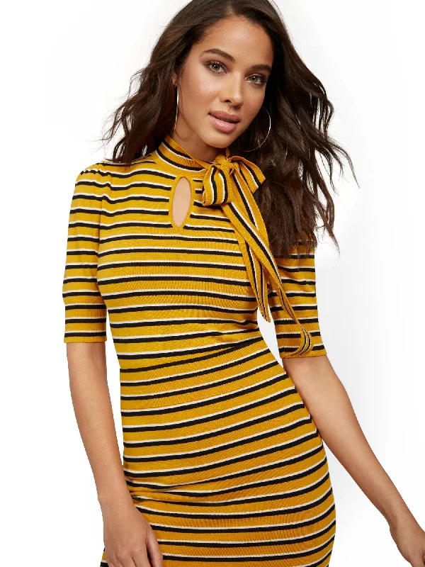 Gold Retro-Stripe Bow Sweater