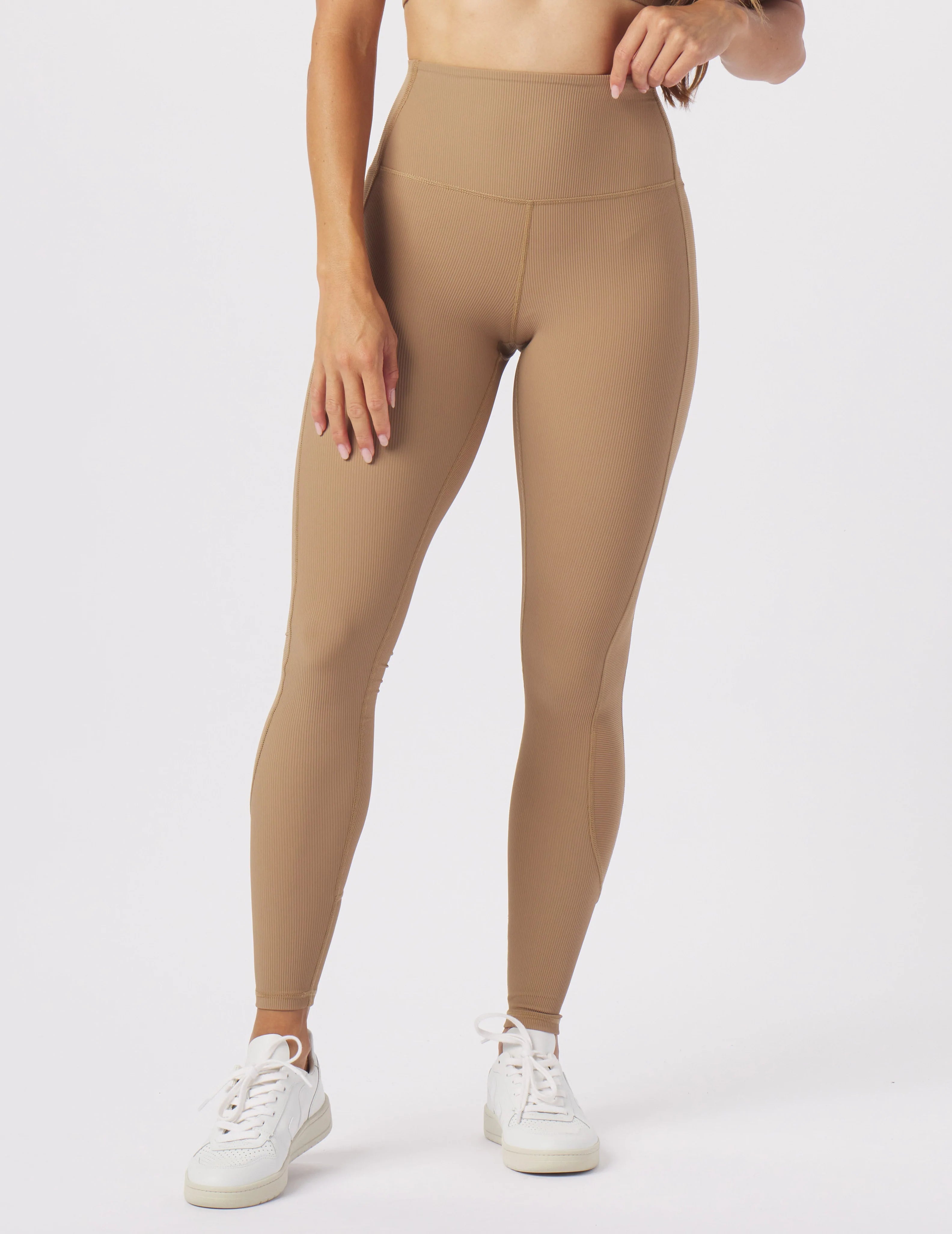 Directional Legging: Almond